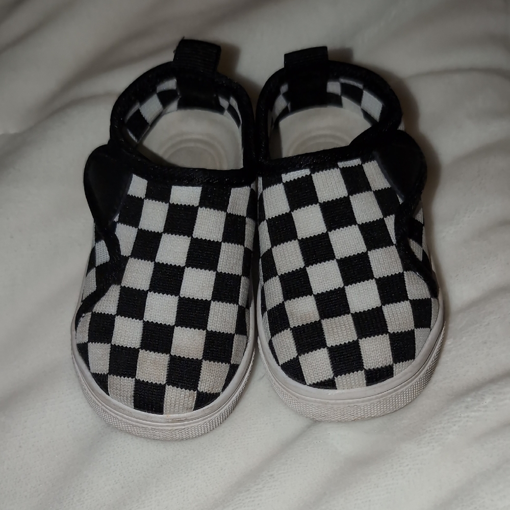 Girl Or Boy Checkered Walking Shoes